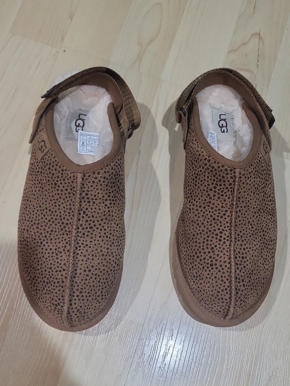 UGG Lanah Clog Slippers In A Micro Cheetah Print